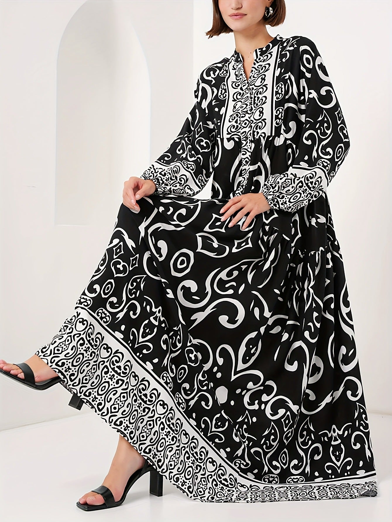 Elegant Loose-fitting Black Robe For Women - T&A enterprises