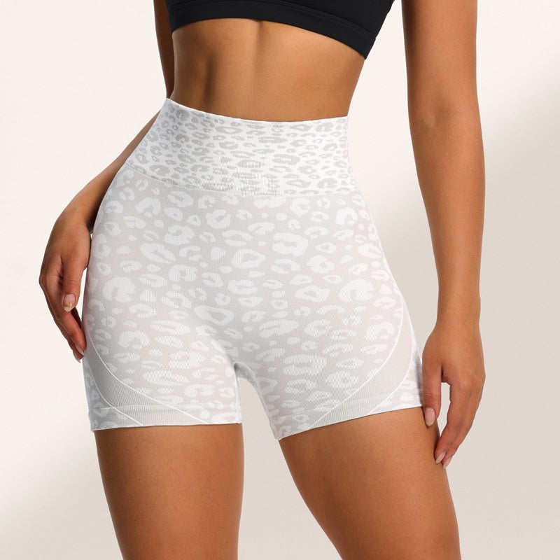 Seamless Tight-fitting Three-quarter-length Cycling Shorts - T&amp;A enterprises